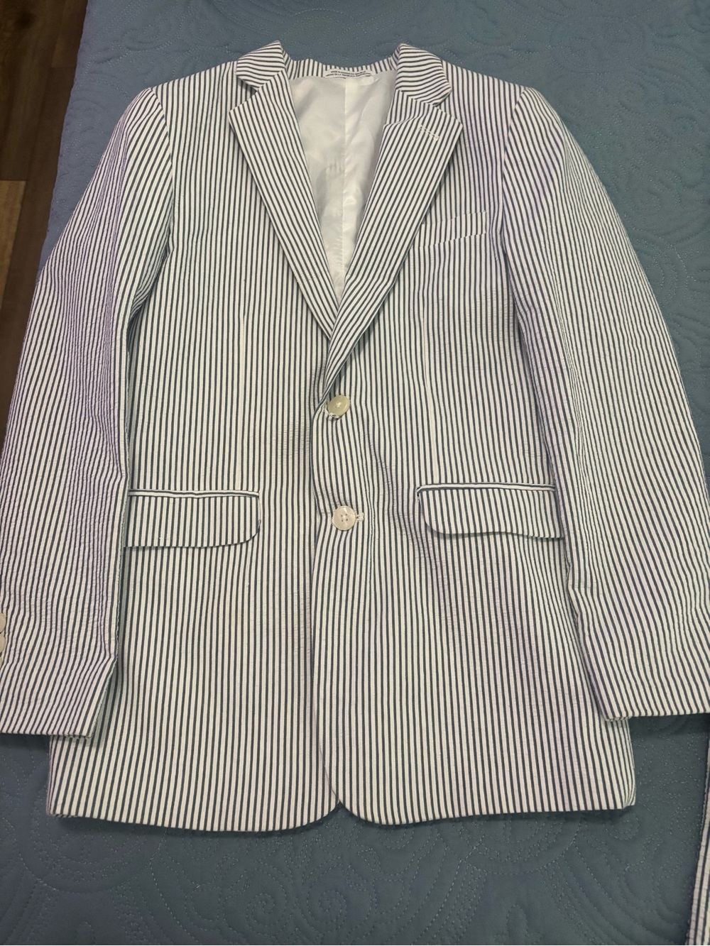 Izod boys blue and White Seersucker Sport Coat and pants